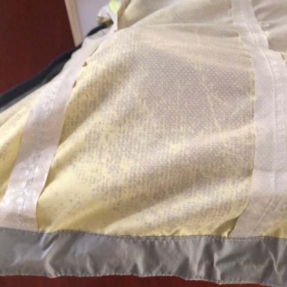 MARMOT lightweight lime kiwi PRECIP Jacket medium - Picture 16 of 16